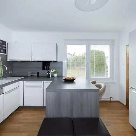 Holiday home Schoenes Mit Garten Portschach am Woerthersee