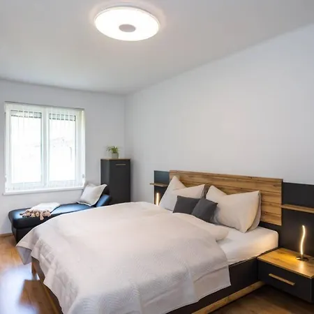 Schoenes Mit Garten * Pörtschach am Wörthersee