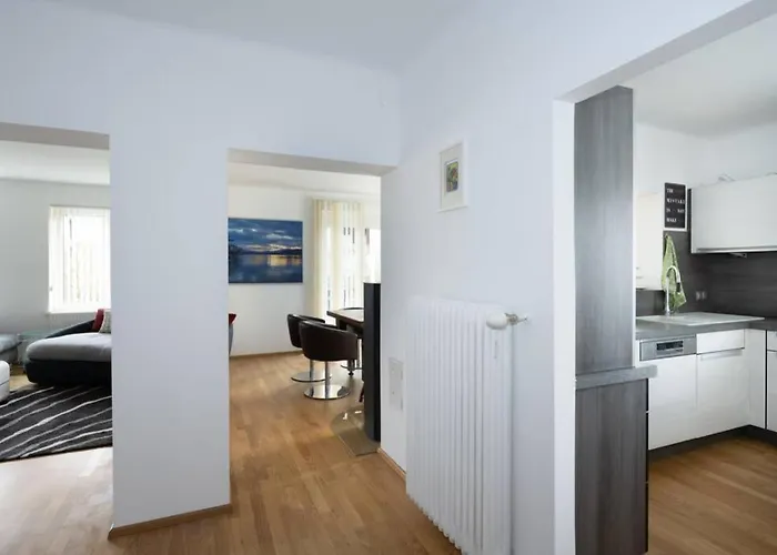 Schoenes Mit Garten Tatil Evi